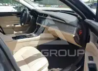 2016 Jaguar XF фото