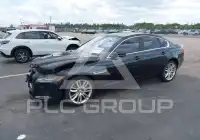 2016 Jaguar XF photo