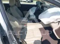 2016 Buick LACROSSE photo