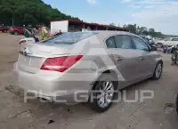 2016 Buick LACROSSE photo