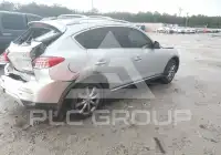 2016 Infinity QX50 photo