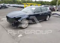 2016 Infinity Q70 photo