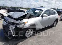 2016 Infinity QX70 photo