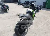 2016 Suzuki GSX-R750 photo
