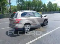 2016 Subaru Forester фото