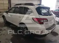 2016 Subaru Outback photo
