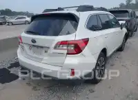 2016 Subaru Outback photo