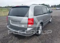 2016 Dodge Grand Caravan photo