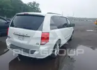 2016 Dodge Grand Caravan фото