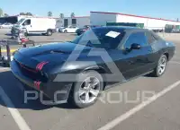 2016 Dodge CHALLENGER фото