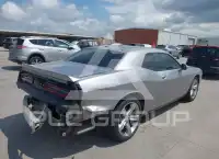 2016 Dodge CHALLENGER фото
