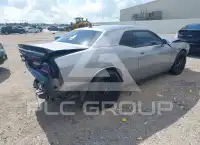 2016 Dodge CHALLENGER photo