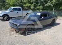 2016 Dodge CHALLENGER photo