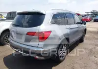 2016 Honda PILOT photo