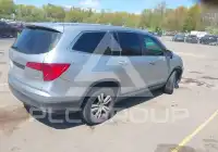 2016 Honda PILOT photo