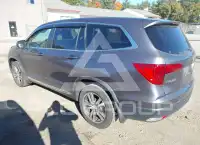 2016 Honda PILOT photo