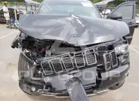 2016 Jeep Grand Cherokee photo