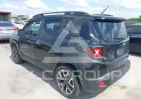 2016 Jeep Renegade photo