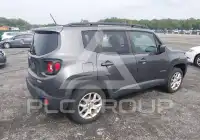 2016 Jeep Renegade photo