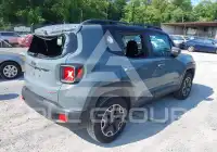 2016 Jeep Renegade photo