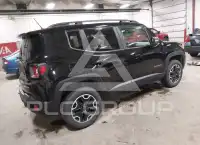 2016 Jeep Renegade photo