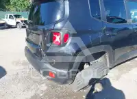 2016 Jeep Renegade photo