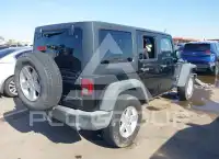 2016 Jeep WRANGLER фото