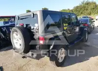 2016 Jeep WRANGLER фото