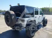 2016 Jeep WRANGLER фото