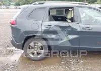 2016 Jeep CHEROKEE фото