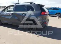 2016 Jeep CHEROKEE photo