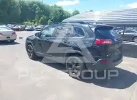 2016 Jeep CHEROKEE фото