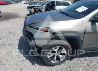 2016 Jeep CHEROKEE photo
