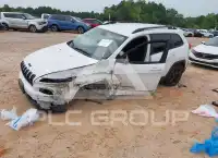2016 Jeep CHEROKEE фото