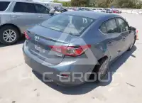 2016 Mazda 3 фото