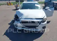 2016 Mazda 3 photo