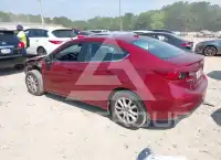 2016 Mazda 3 photo