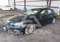 2016 Mazda 3 photo