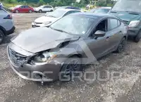 2016 Mazda 3 photo