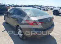 2016 Mazda 3 photo