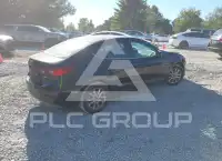 2016 Mazda 3 photo