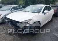 2016 Mazda 3 photo