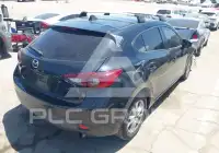 2016 Mazda 3 photo