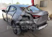 2016 Mazda 3 фото