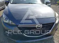 2016 Mazda 3 photo