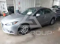 2016 Mazda 3 photo