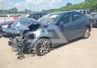 2016 Mazda 3 photo