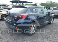 2016 Mazda 3 фото