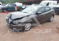 2016 Mazda 3 photo