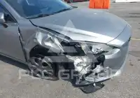 2016 Mazda 3 photo